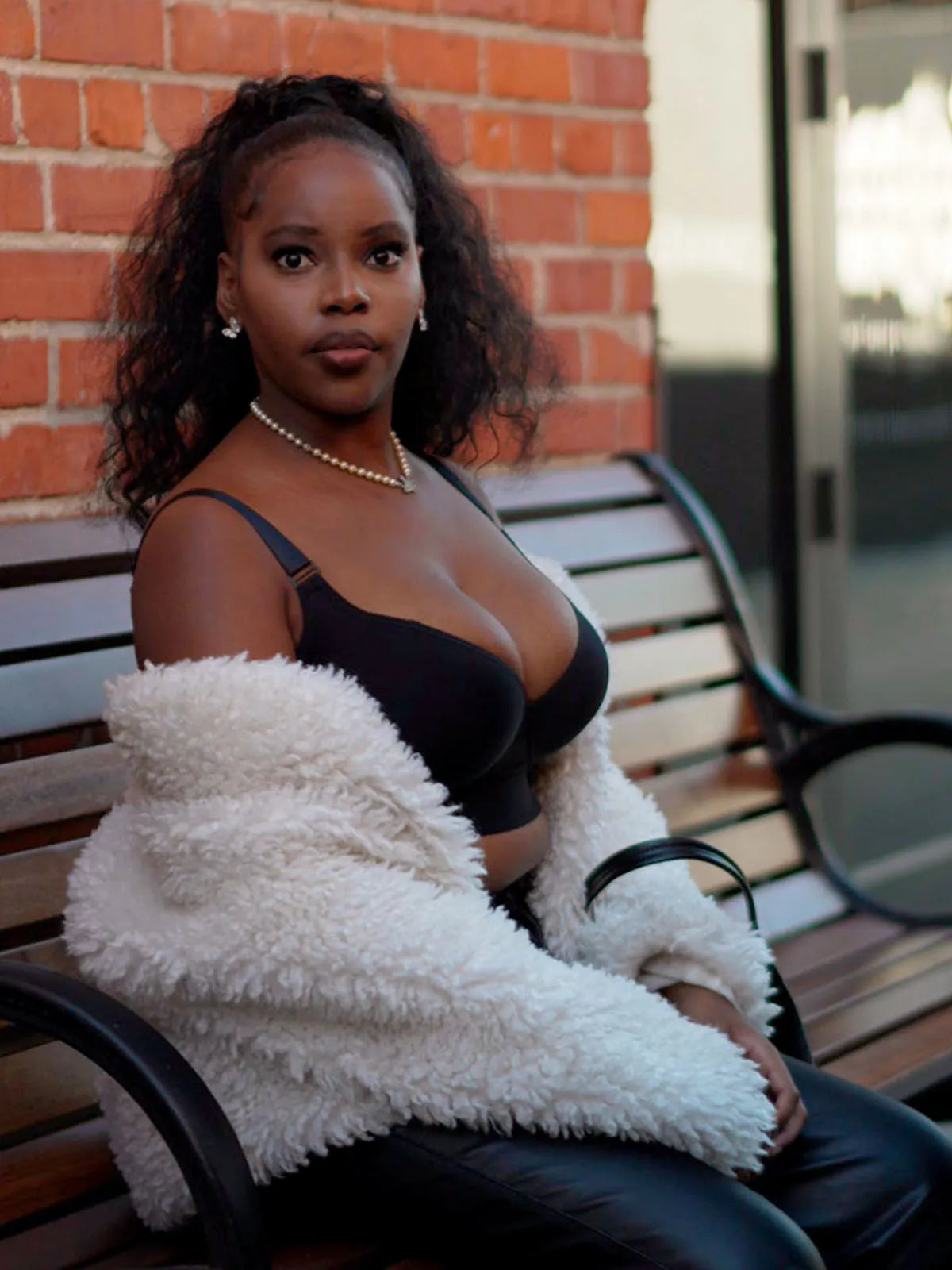 LuxeForm™ - Soutien Push-Up com Efeito Alisador nas Costas